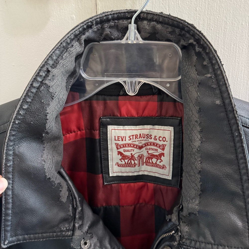 Levi's Men's Faux Leather Bomber Style Jacket Size Large - Picture 3 of 7